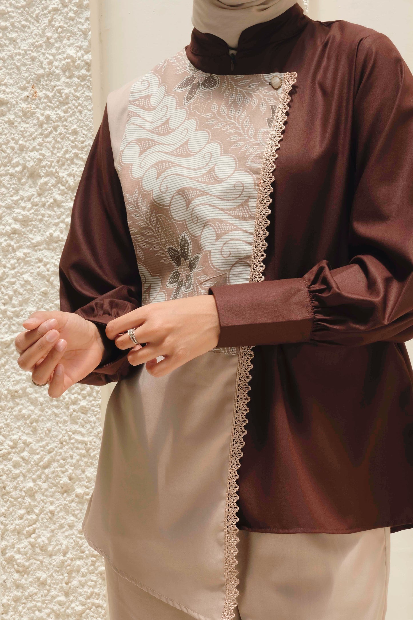 Dya Id - Laras Atasan Kemeja Batik Wanita Alankara Series L-3XL