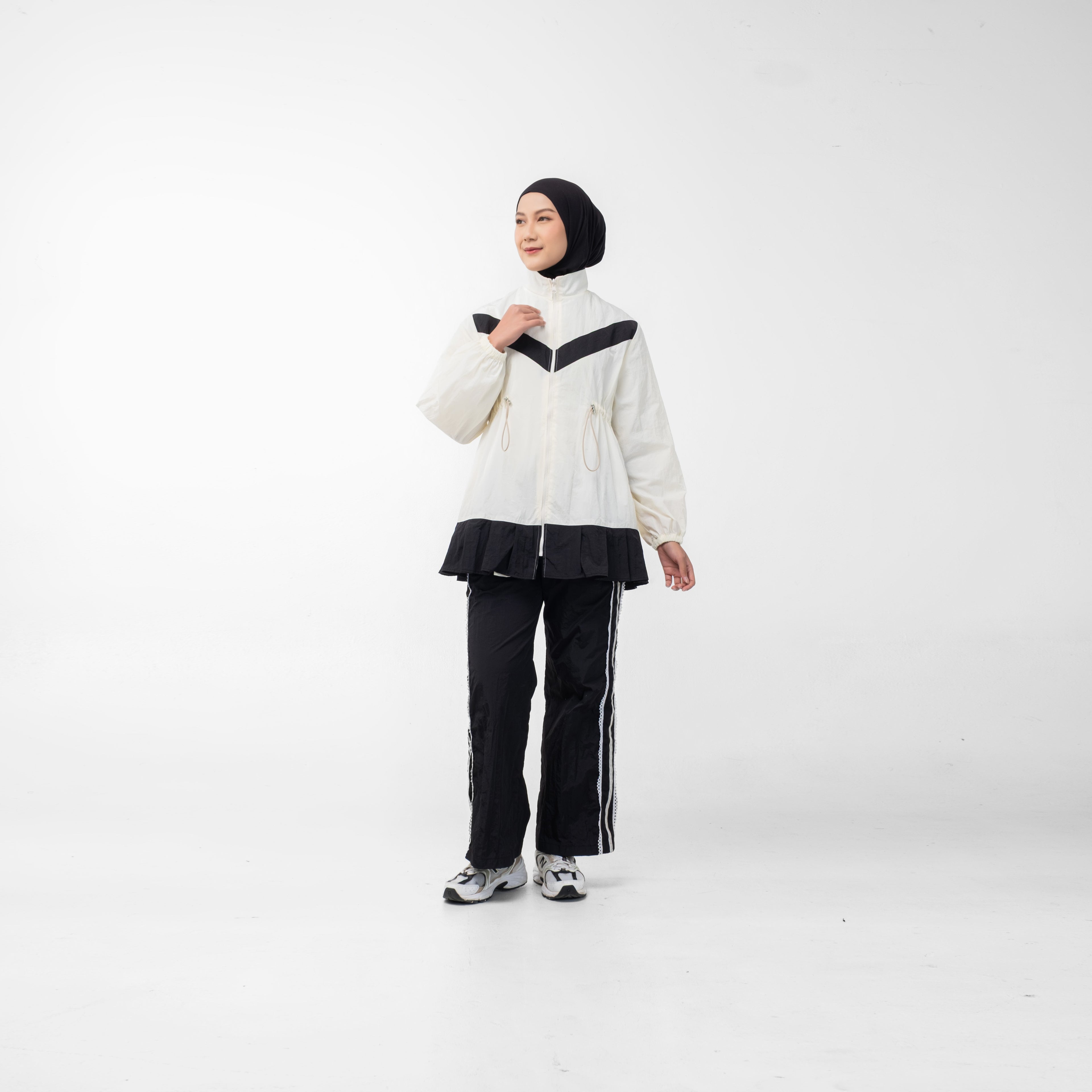 Yolla Jacket