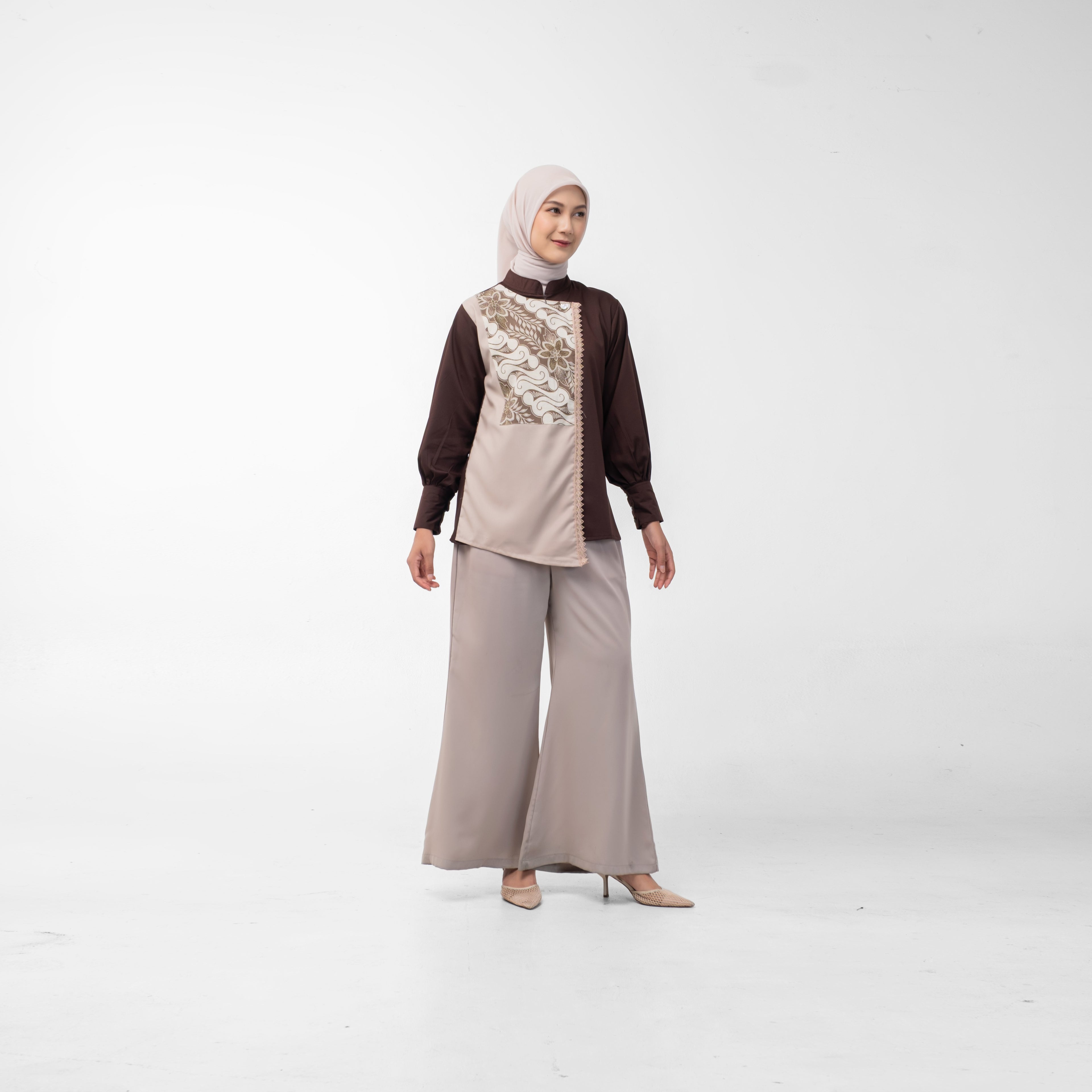 Laras Batik Top
