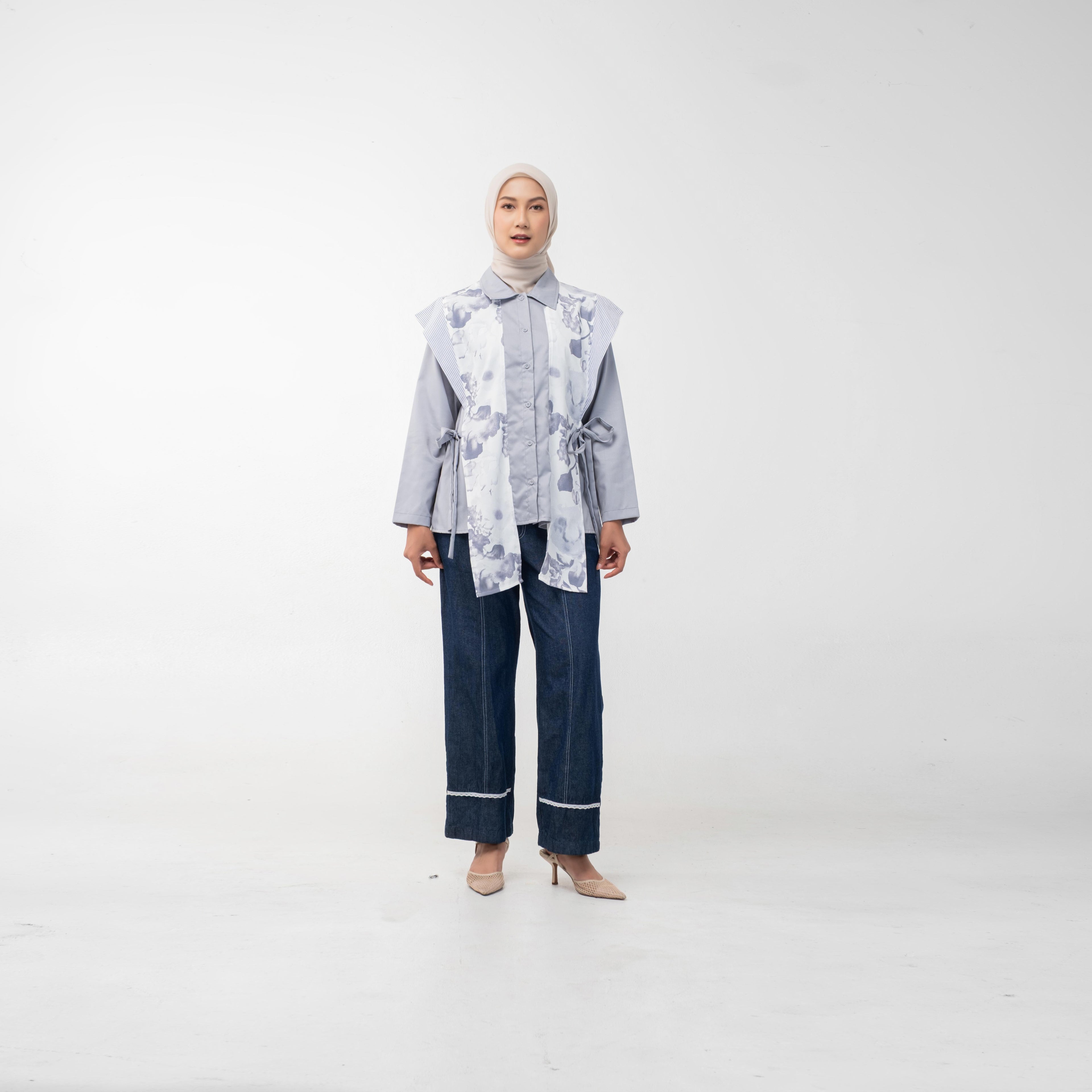 Caca Light Grey