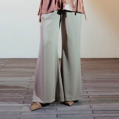Dya Id - Elara Flare Pants | Raya Series | S - 3XL
